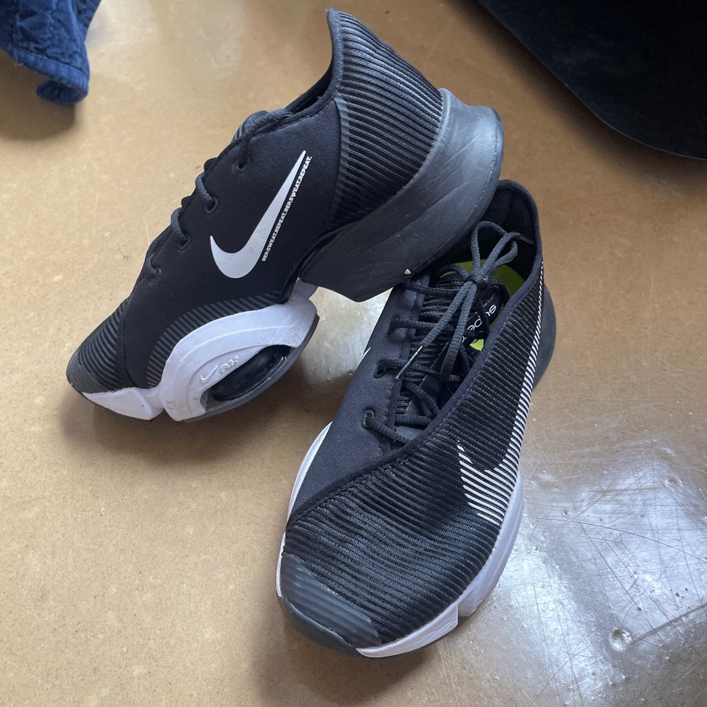 Nike SuperZoom Sneakers